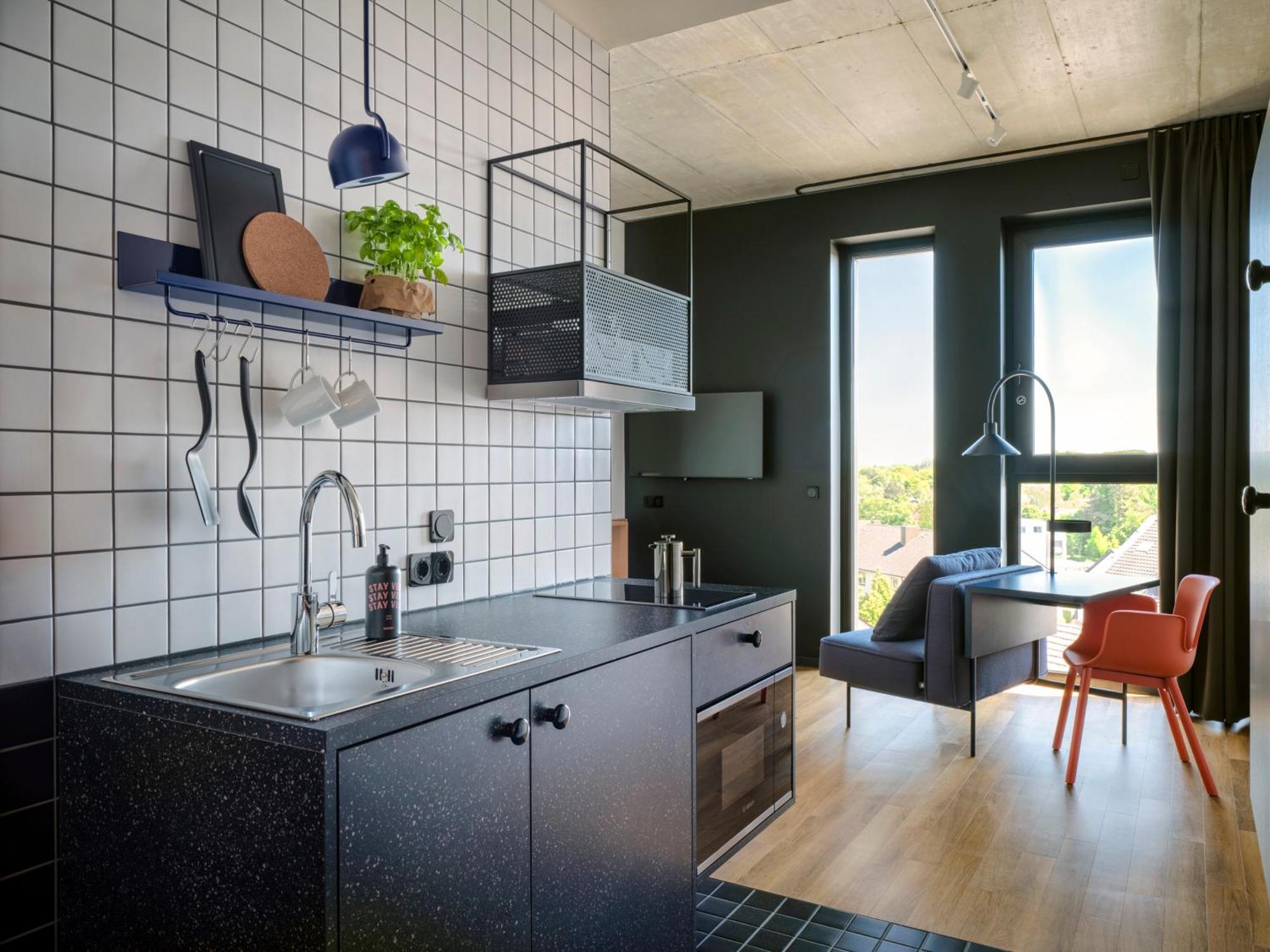 Stayery Guetersloh Hauptbahnhof ภายนอก รูปภาพ